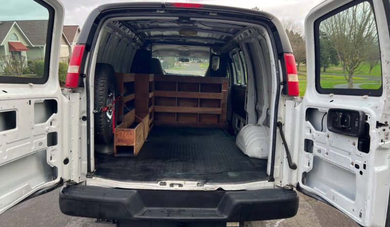 Chevrolet Express 2500 full