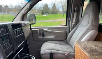 Chevrolet Express 2500 full