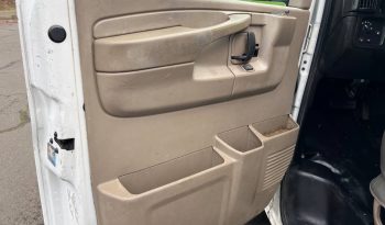 Chevrolet Express 2500 full
