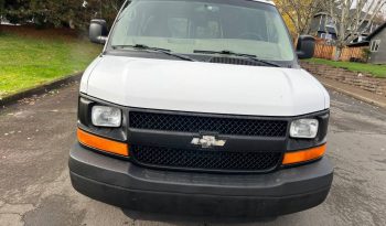 Chevrolet Express 2500 full
