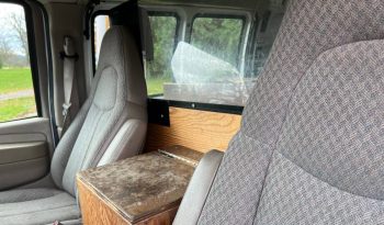 Chevrolet Express 2500 full