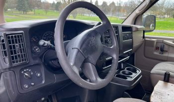 Chevrolet Express 2500 full