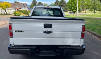 2011 Ford F-150 XL Extended cab Medium Bed full