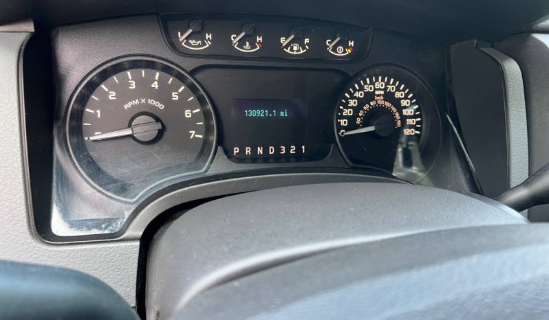 2011 Ford F-150 XL Extended cab Medium Bed full
