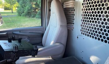 Chevrolet Express 1500 AWD Cargo Van full