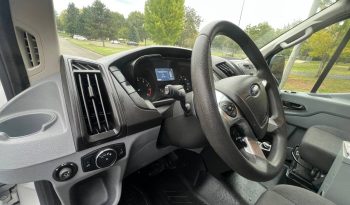 Ford Transit 150 Cargo full