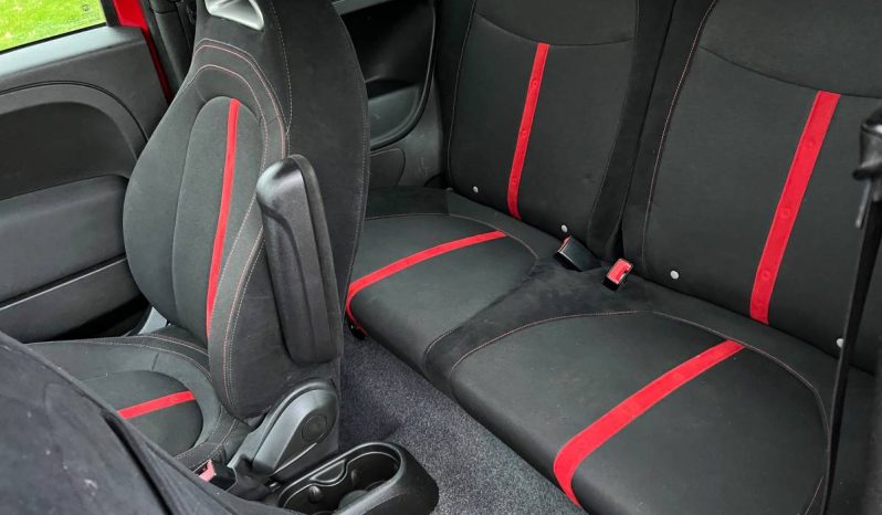 Fiat 500 Abarth Hatchback full
