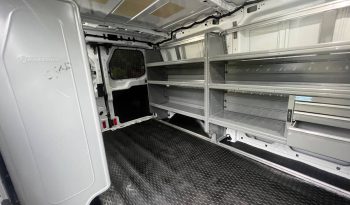 Ford Transit 150 Cargo full