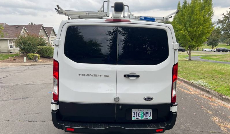 Ford Transit 150 Cargo full