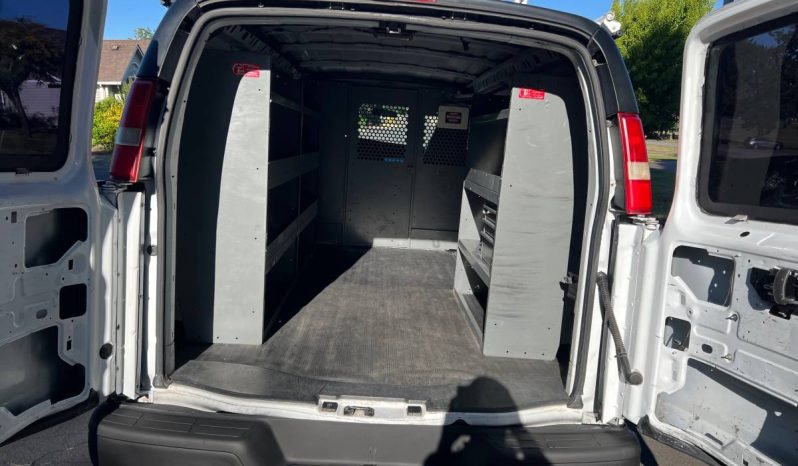 Chevrolet Express 1500 AWD Cargo Van full