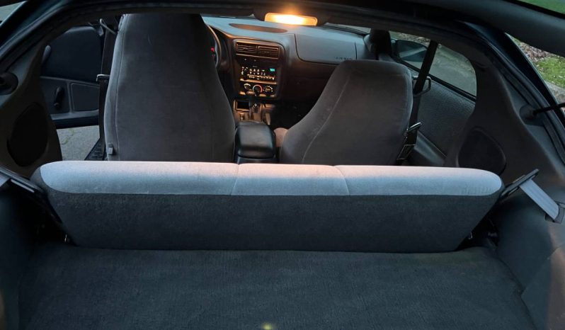 Chevrolet Camaro 3.8L V6 2D Coupe full