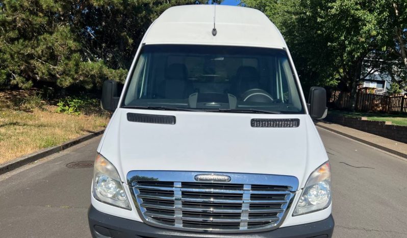 Freightliner Sprinter 3500 High Roof DRW full