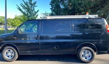 Chevrolet Express 1500 AWD Cargo Van full