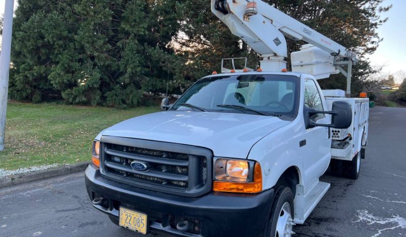 Ford F-450 Super Duty Utility+33FT Boom Lift full