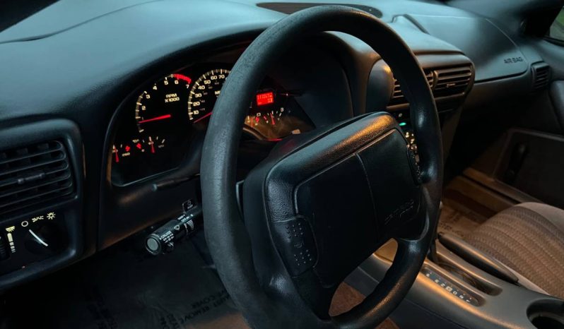 Chevrolet Camaro 3.8L V6 2D Coupe full