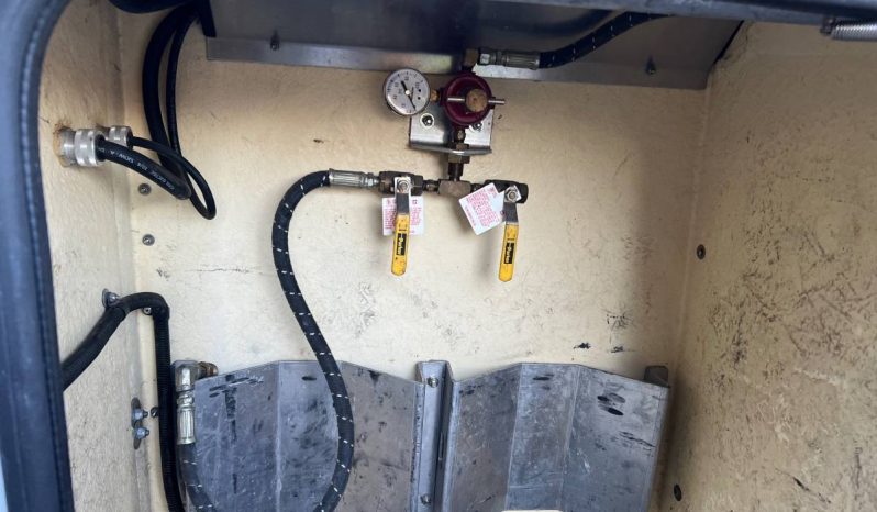 Ford F-450 Super Duty Utility+33FT Boom Lift full