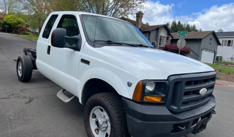 Ford Super Duty F-350 XL Extended Cab 4X4 full