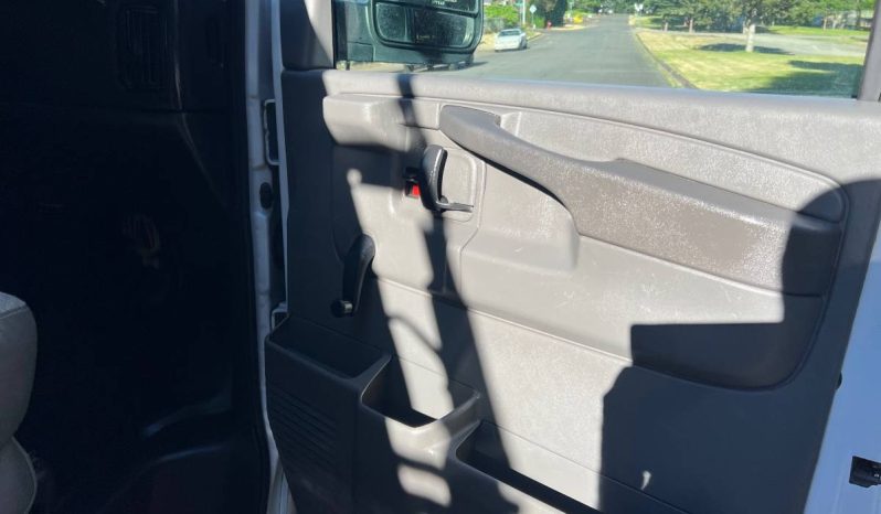 Chevrolet Express 1500 AWD Cargo Van full