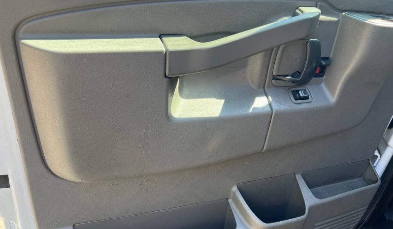 GMC SAVANA 3500 full