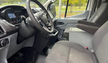 Ford Transit 150 Cargo full