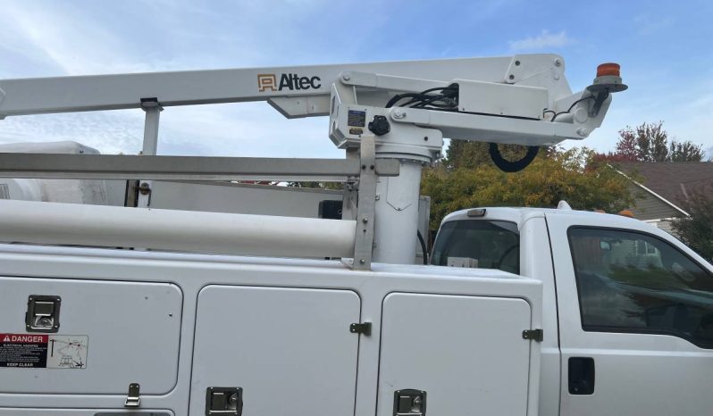 FORD F-450 SUPER DUTY V10 4X4 37FT BOOM full