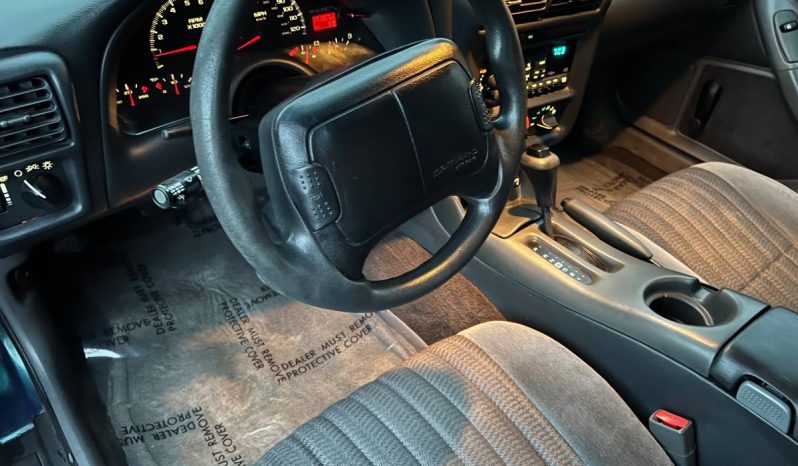 Chevrolet Camaro 3.8L V6 2D Coupe full