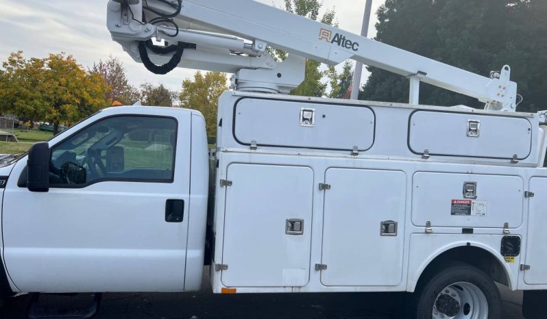 FORD F-450 SUPER DUTY V10 4X4 37FT BOOM full